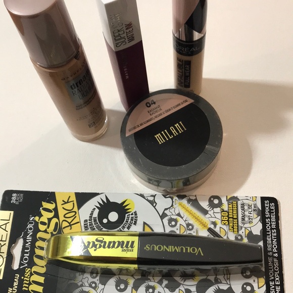 Makeup - Picture 4 of 4